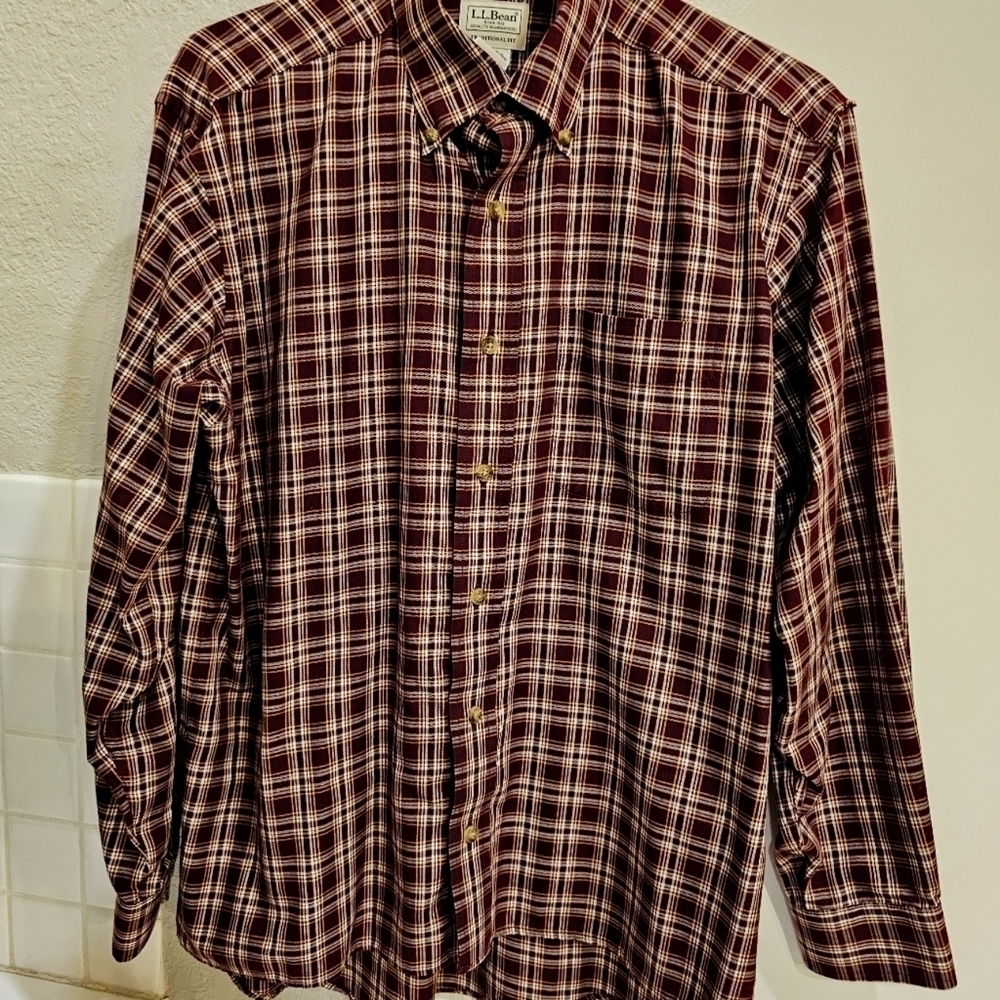 L.L. Bean Traditional Fit Rust Plaid Shirt in Excellent Condition Medium